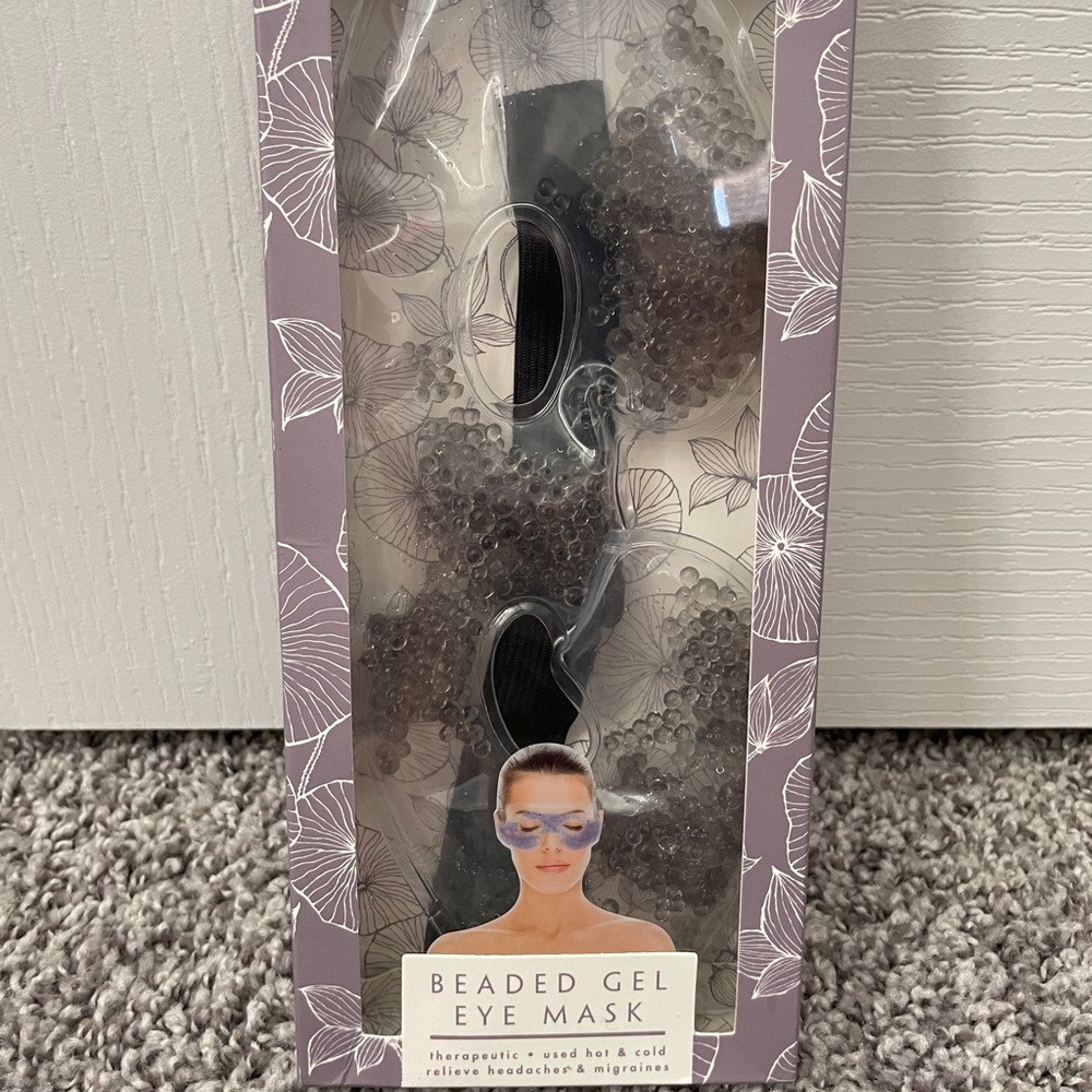 NIB Beauty Muse Pro Beaded Gel Eye Mask